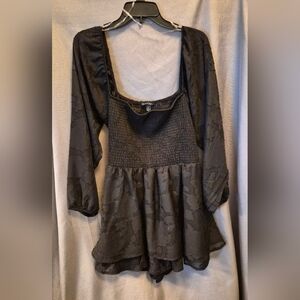 Harper and Ivy Ruffle-Hem Black Women’s Romper with Smocked Bodice NWT XL